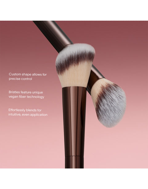 No. 15 Blush Brush